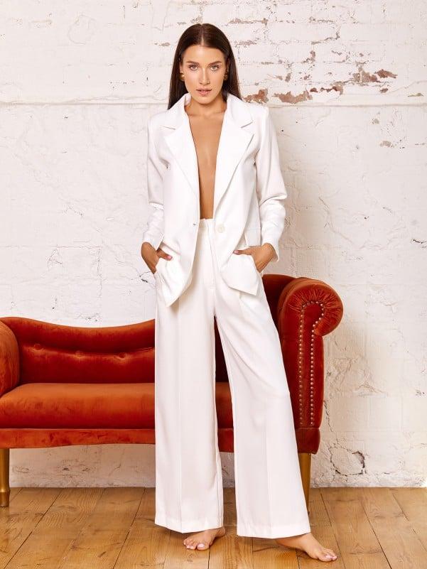 Костюм жіночий брючний білий, фото 1