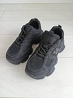 Модні чорні кросівки жіночі на весну/літо/осінь