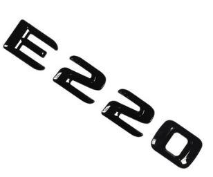 Шильдик емблема напис на багажник Mercedes E220 колір чорний глянець, фото 1