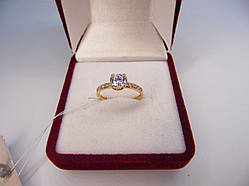 Золоте жіноче кільце. Розмір 15,5