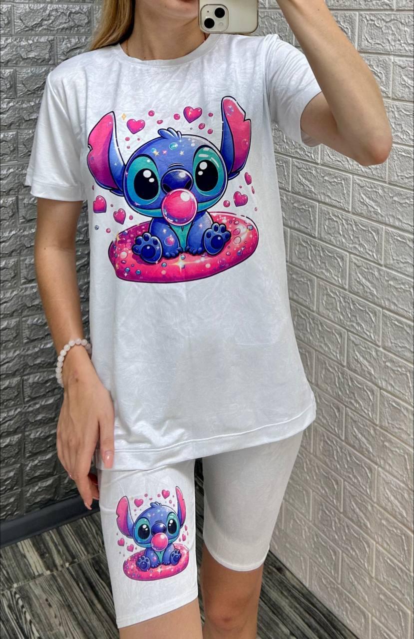 Жіночий літній костюм футболка та велосипедки з принтом Стіча, фото 1