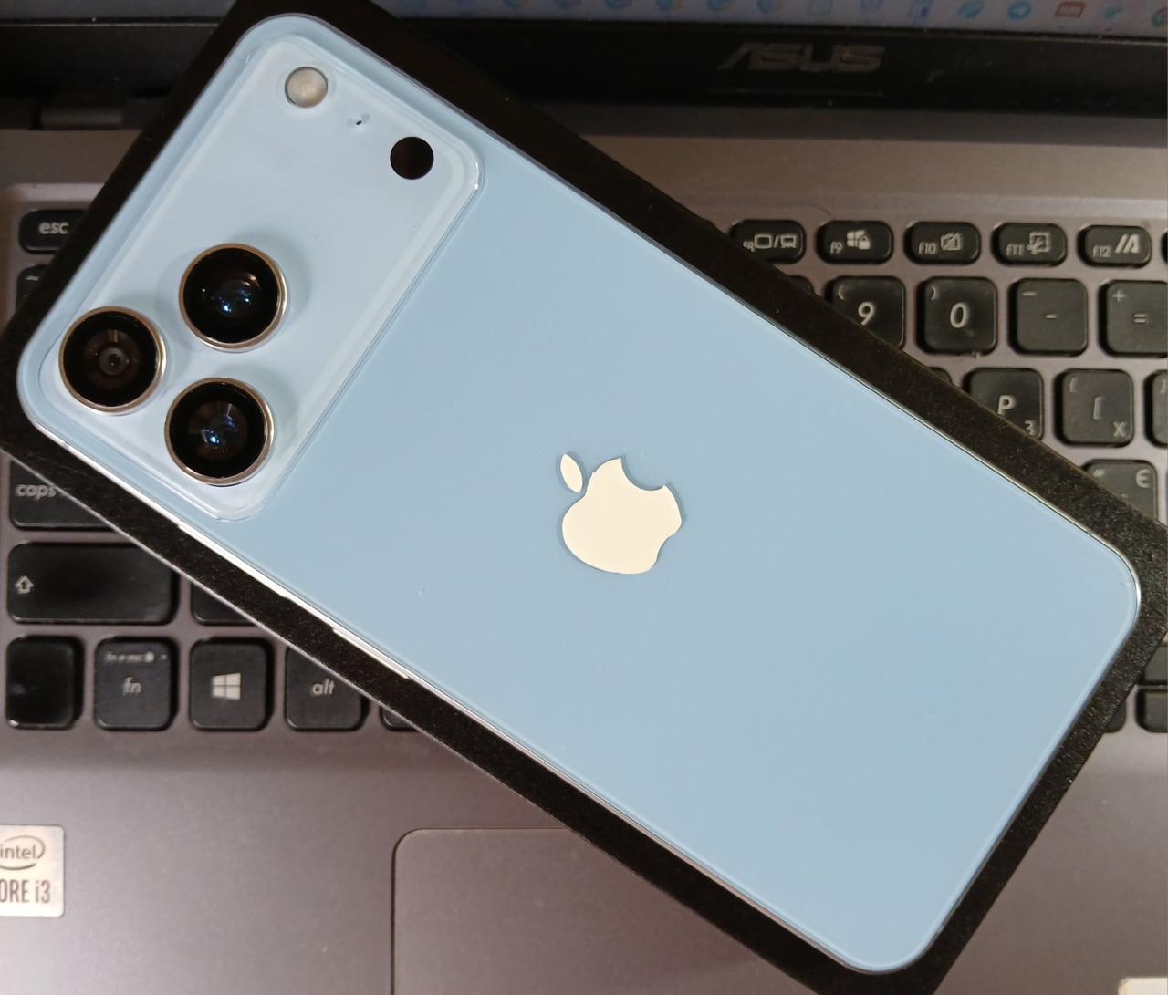 IPhone I17 PRO МАХ 7.6 " ЭКРАН 2 SIM 5G, ПАМЯТЬ 12/512 ГБ , 12 ЯДЕР, 4 КАМЕРЫ Android 14 - фото 1 - id-p2713113664