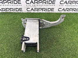 Кронштейн підсилювача бампера AUDI A7 4G 3.0 CGXB 2012 перед. прав. (б/у)