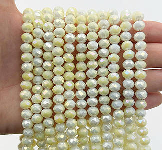 Намистини рондель / 8*6 мм / Кількість: 60-65 шт / Непрозорий / з бочком / Бізе №304