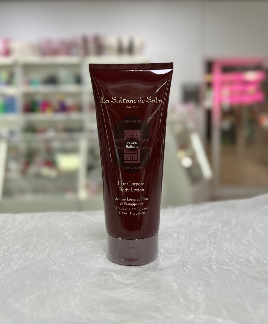 Молочко для тіла з екстрактами лотоса та франжипані  La Sultane de Saba Lait Lotus et Frangipanier 200мл