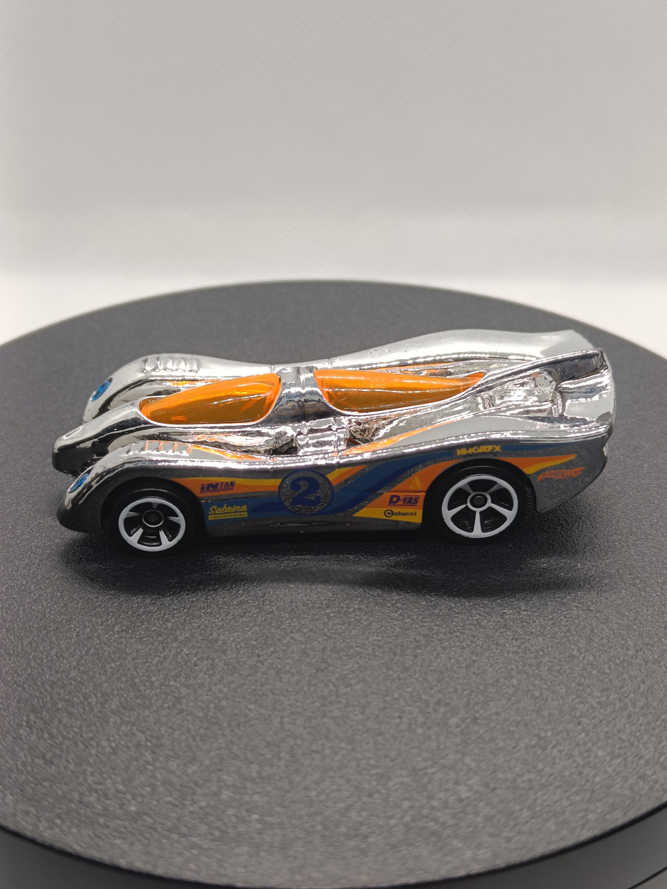 Машинка Hot Wheels Power Piston Chrome, 2014