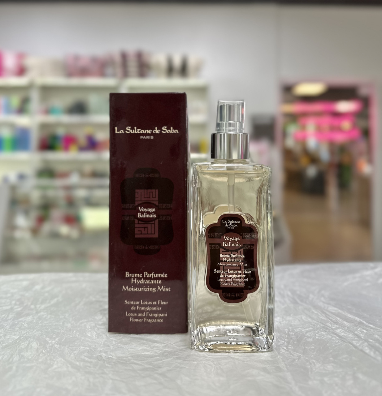 Парфумований спрей для тіла La Sultane De Saba Voyage Balinais Body Mist Lotus & Frangipani Flower 200мл