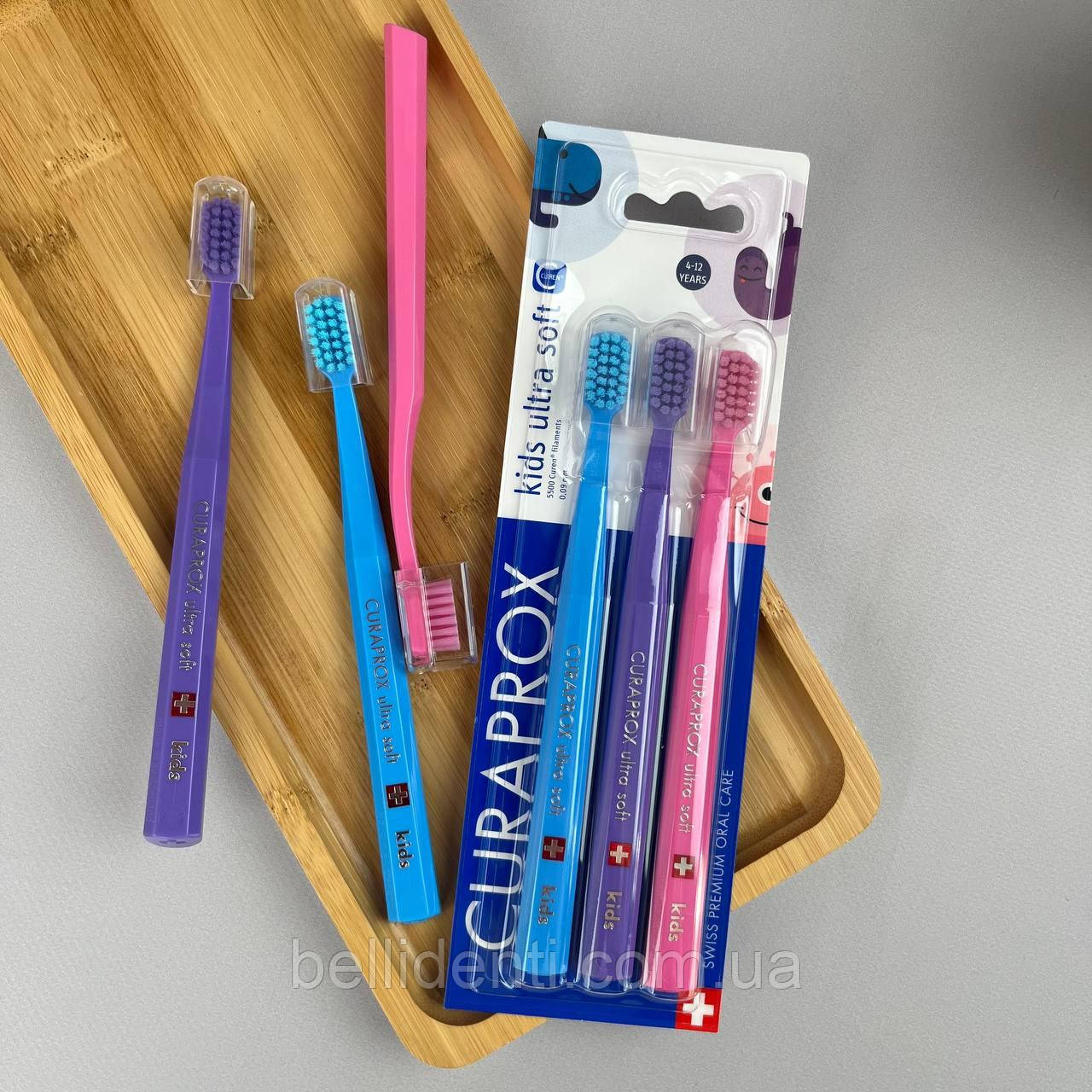Набір дитячих щіток Curaprox Kids Ultra Soft  5500 з 4-12 років (синя,фіолетова,рожева), 3 шт