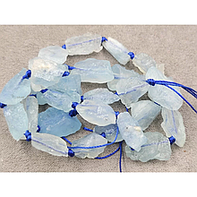 Натуральні намистини Аквамарин ~10*14мм, довжина 38см