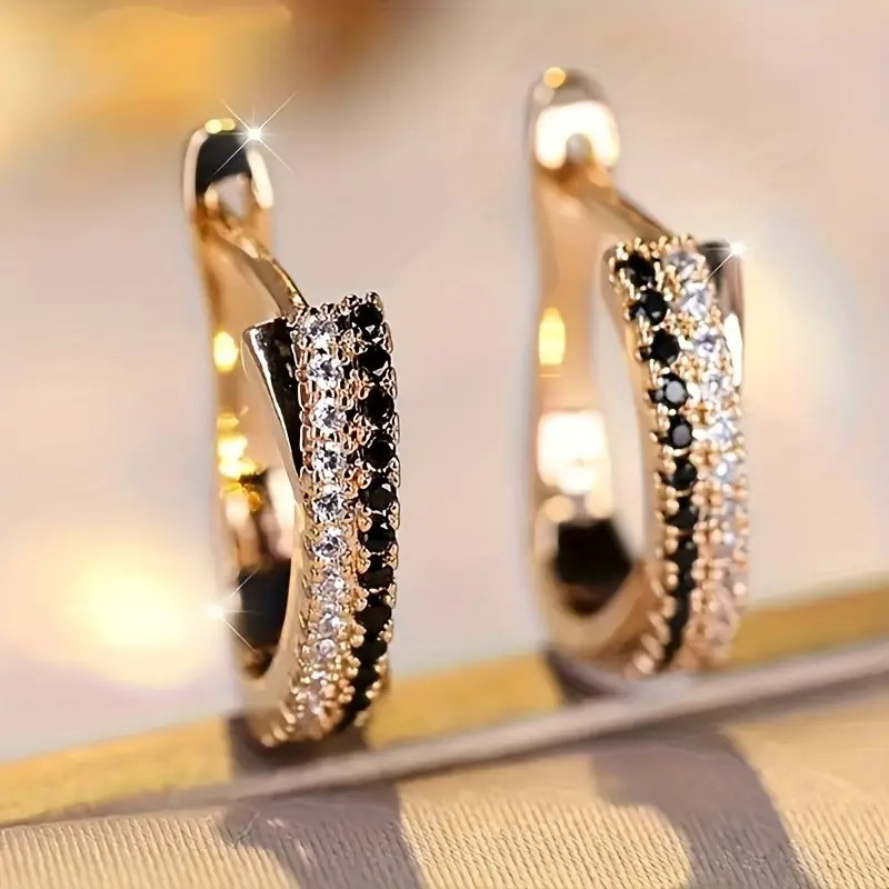 Сережки півколо з чорними та білими кристалами Діара золотисті 1.7 см AurumLux005, фото 1