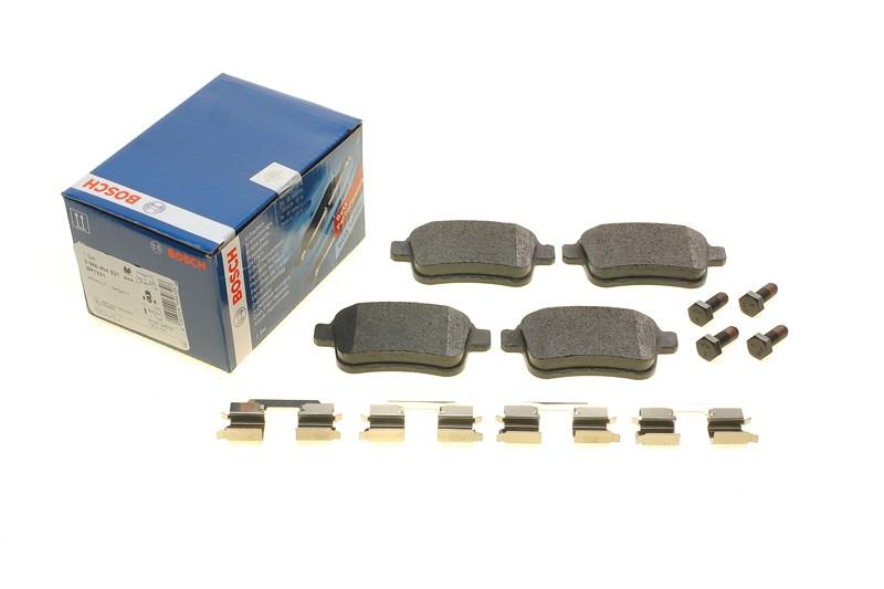 Комплект гальмівних колодок, дискове гальмо MERCEDES-BENZ CITAN, RENAULT KANGOO, BOSCH (0986494331), фото 1