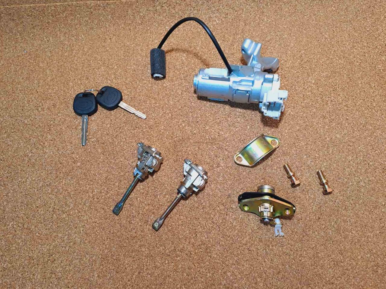 Замок запалювання з комплектом личинок дверей BYD F3 F3R, Бид Ф3, Бід Ф3Р, фото 1