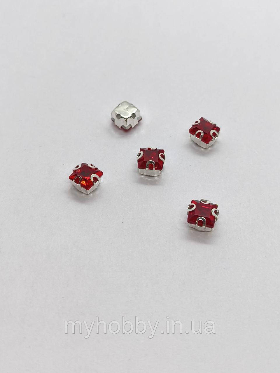 Стрази в цапах квадратні 6мм Червоні  -5шт, фото 1