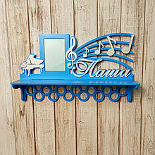 Полиця для кубків з рамкою для фото по вокалу. Медальниця для співачки. Холдер для дипломів. Вішалка для нагород