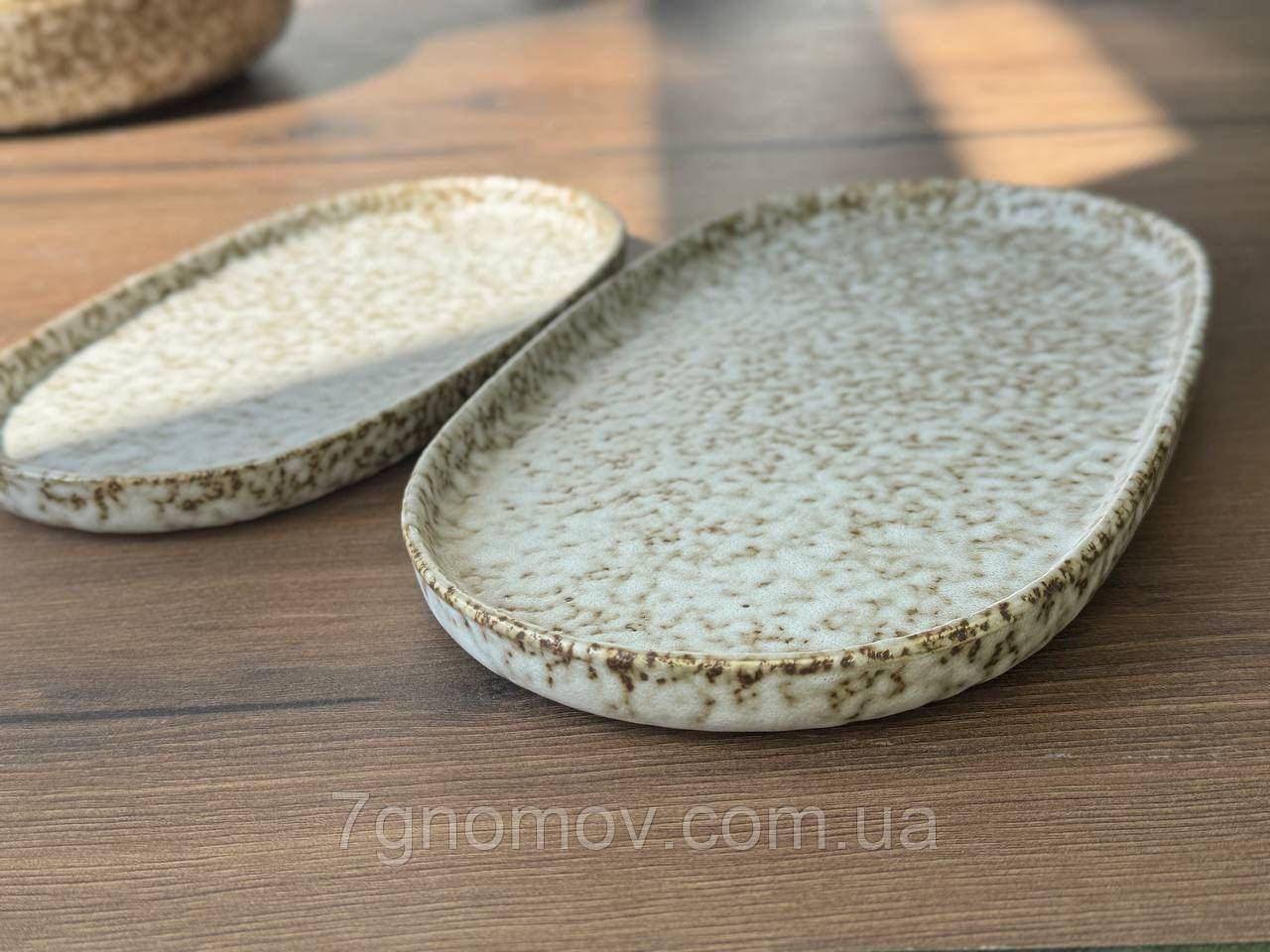 Тарілка-блюдо керамічна овальна з бортиками Нормандія 29 см