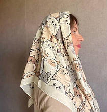 Легка хустка з принтом Кішки 90*90 см молочний