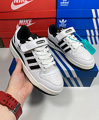 Жіночі кросівки Adidas Forum Low White Black білі з чорним Адідас Форум шкіряні на липучці осінь весна