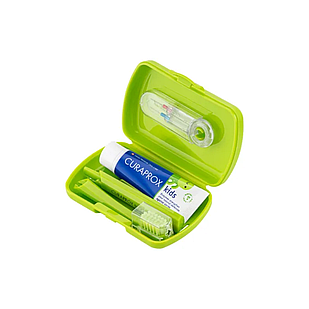 Дорожній набір Kids Зелений CURAPROX