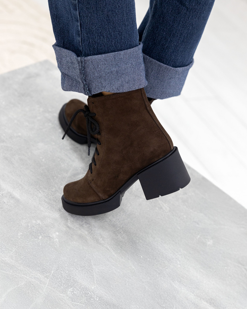 Зимові жіночі замшеві черевики шоколадного кольору 36-41, фото 1