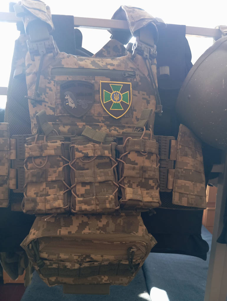 Плитоноска тактична подвійного швидкого скидання в комплекті 3 підсумки піксель плитоноски нато кордура - фото покупців 1