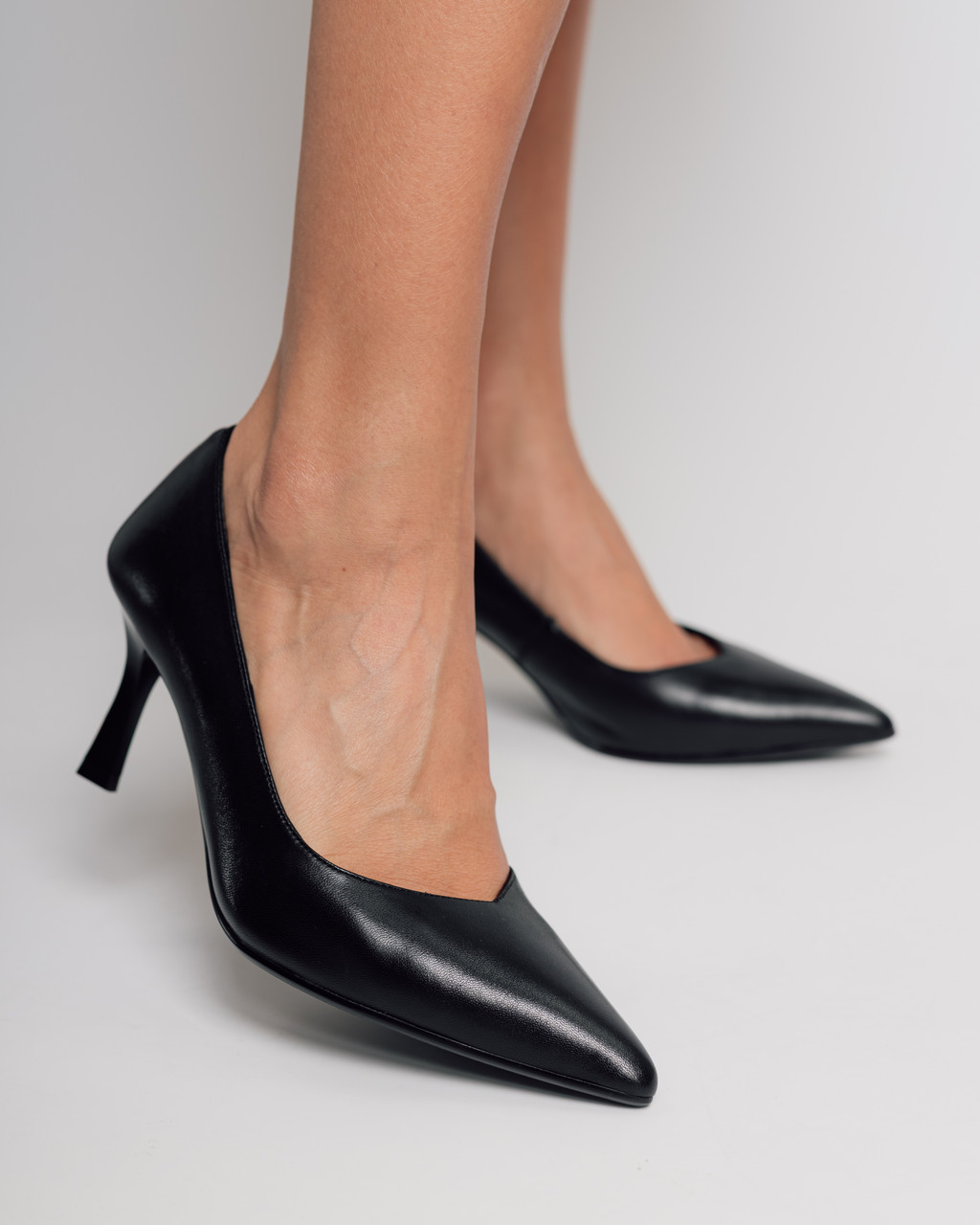 Туфлі жіночі на шпильці Melanda 9078608 чорна шкіра