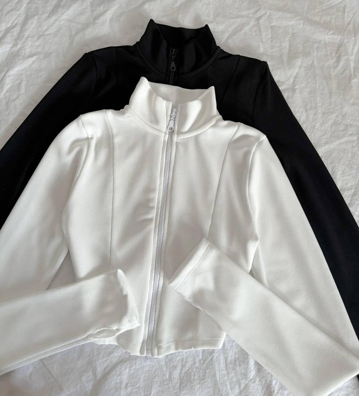 Якісний та стильний кроп топ на блискавці, фото 1