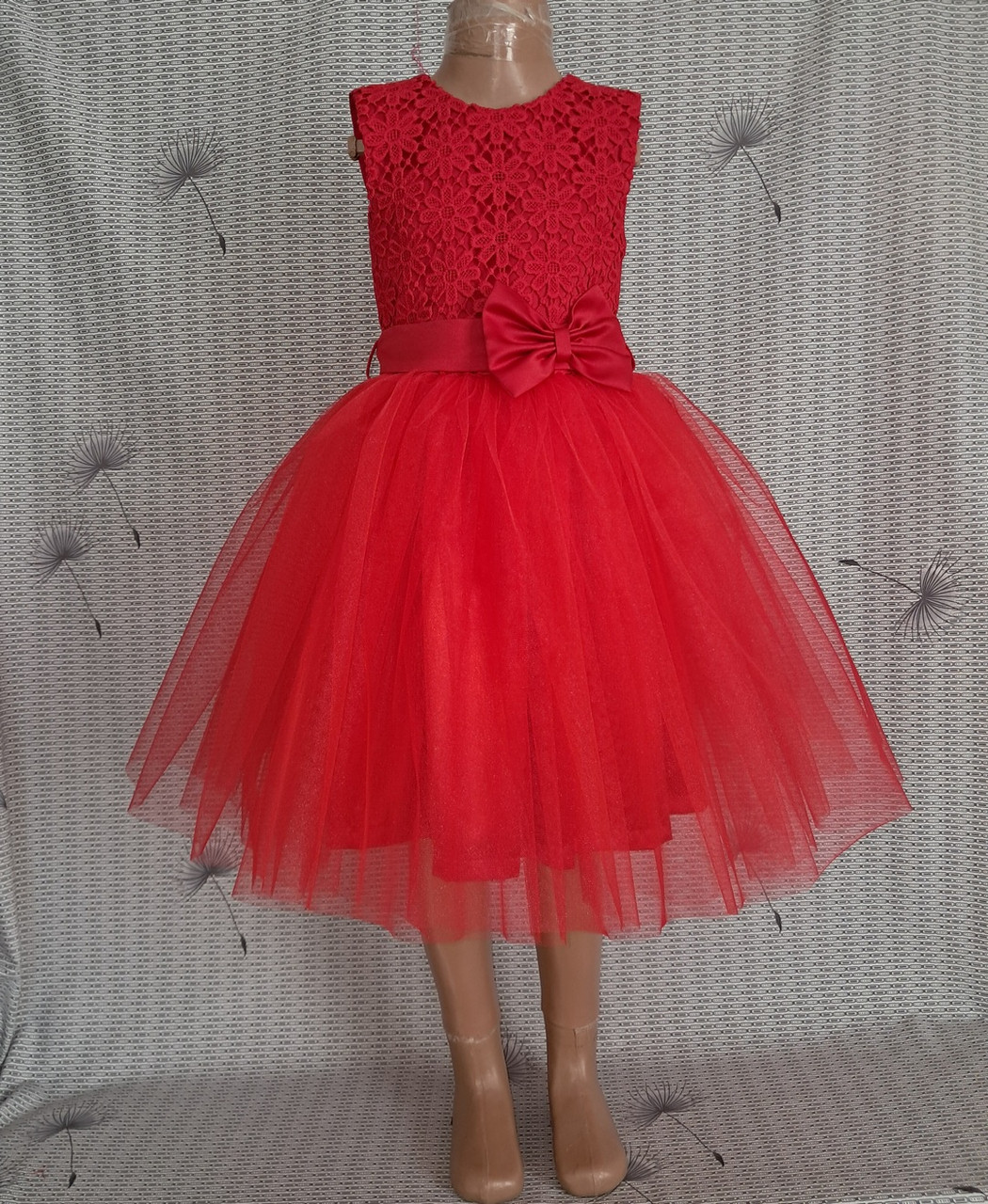 Святкова дитяча сукня червоного кольору, розмір 116