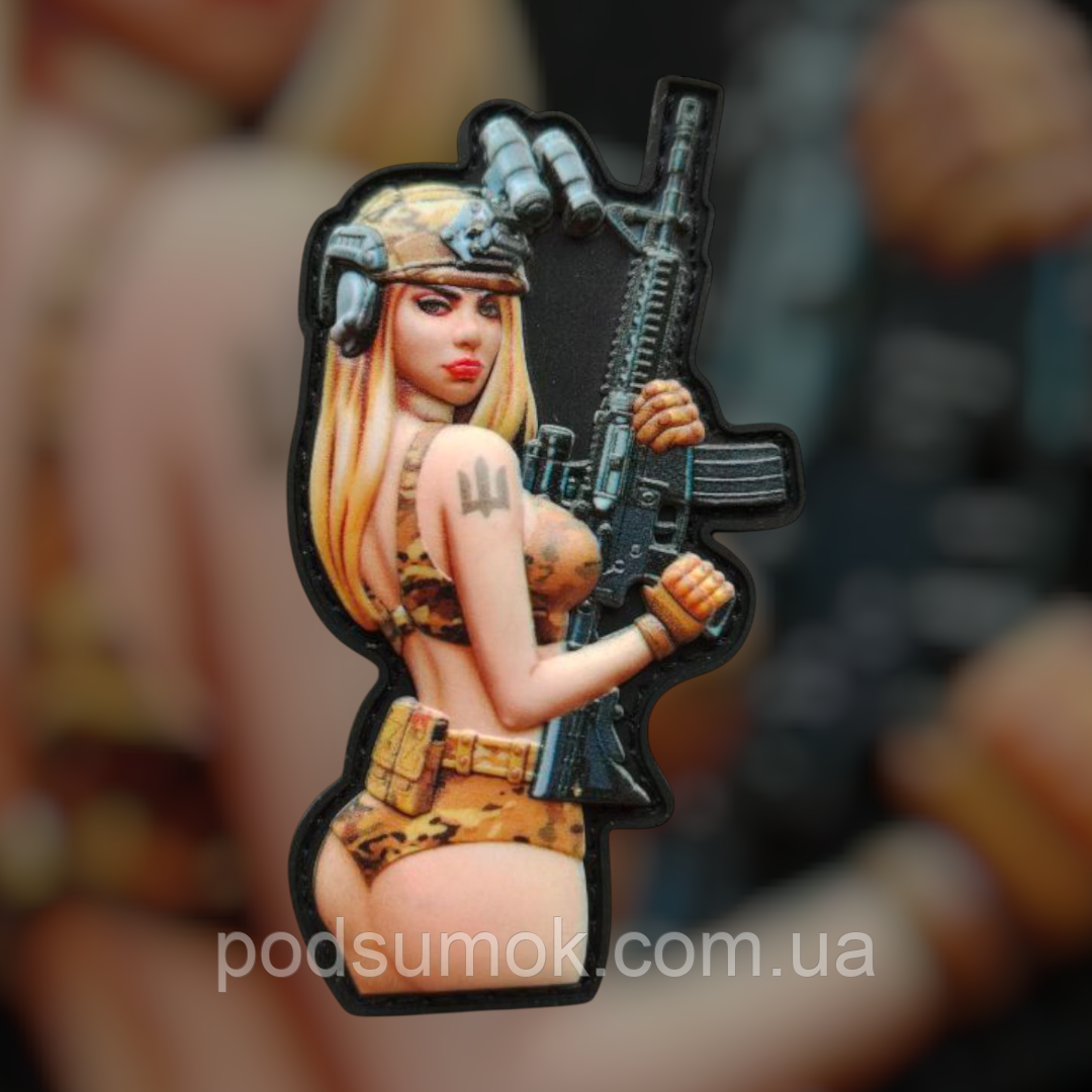 Шеврон ПВХ 3D ДІВЧИНА БЛОНДИНКА З ТАТУ на липучці для велкро патч гумовий, фото 1