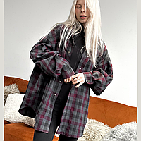 Женская рубашка из хлопка в клетку оверсайз свободного кроя удлиненная на кнопках красный графит