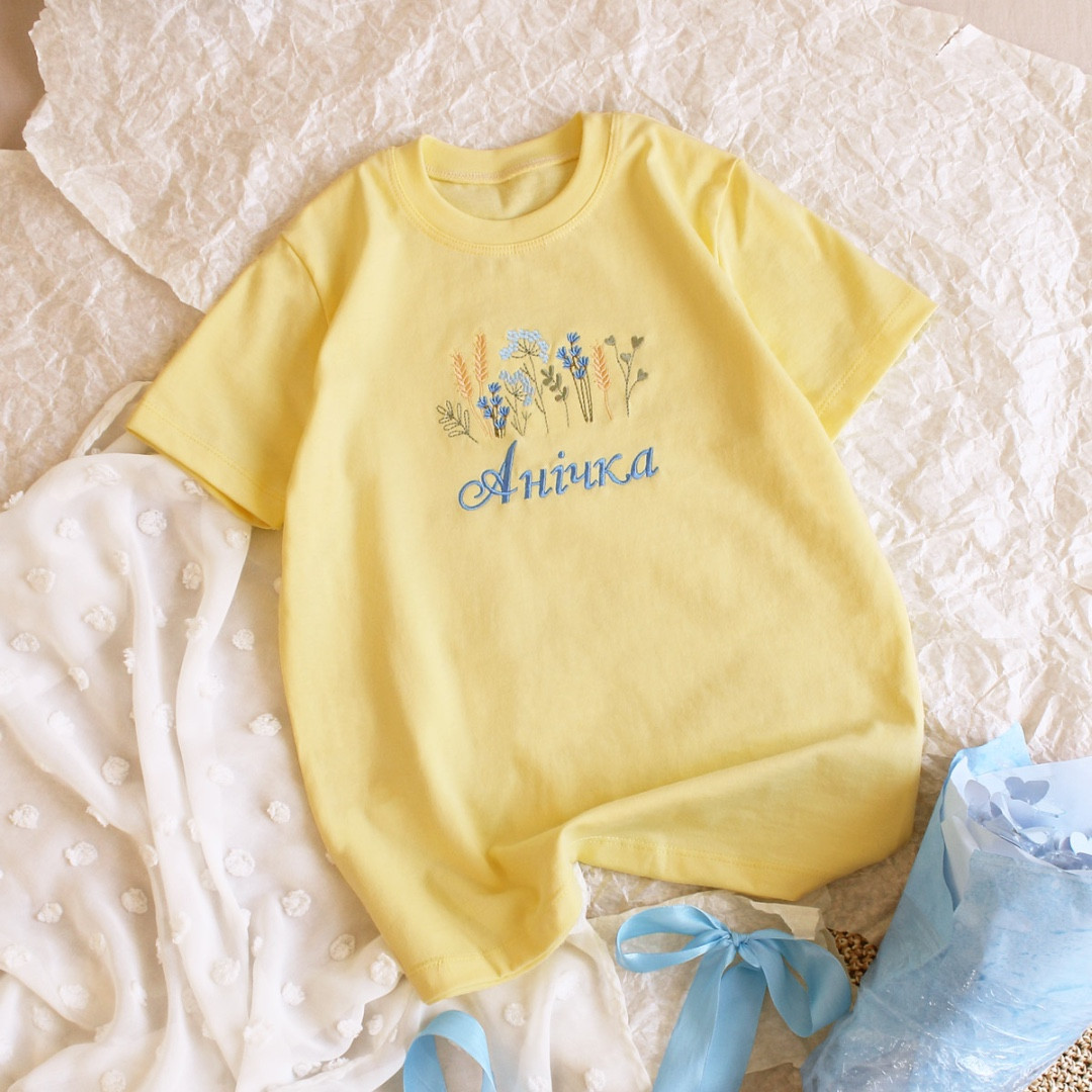 Дитяча футболка з іменем для дівчинки жовта, фото 1