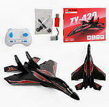 Літак на радіокеруванні C 71558 підсвічування, 2.4 GHz, запасні лопаті, акумулятор, в коробці, фото 3