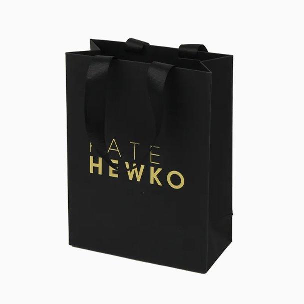 Подарунковий пакет з логотипом чорний матовий ламінований зі щільного паперу 170 г/м² 16х22х6 см, фото 1