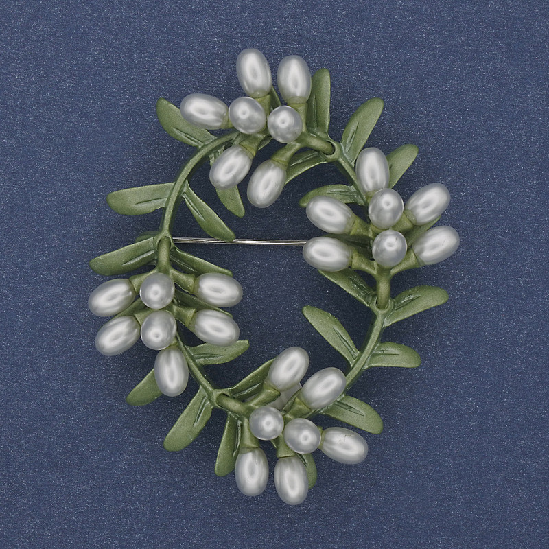 Брошка Віночок Перли (імітація) емаль сріблястий метал 47х57мм+-, фото 1