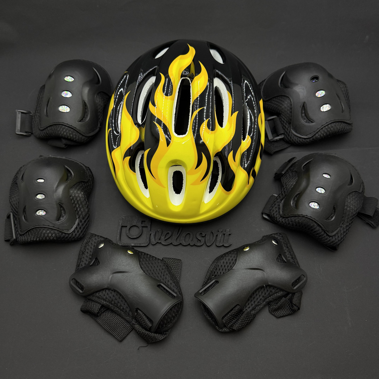 Комплект захисту для підлітків без регулювання розміру, налокітники, наколінники, рукавички + ШЛЕМ, фото 1