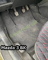 Автомобильные коврики для Mazda 3 BK 2003-2008. ЭВА коврики в салон и багажник + 2 Логотипа