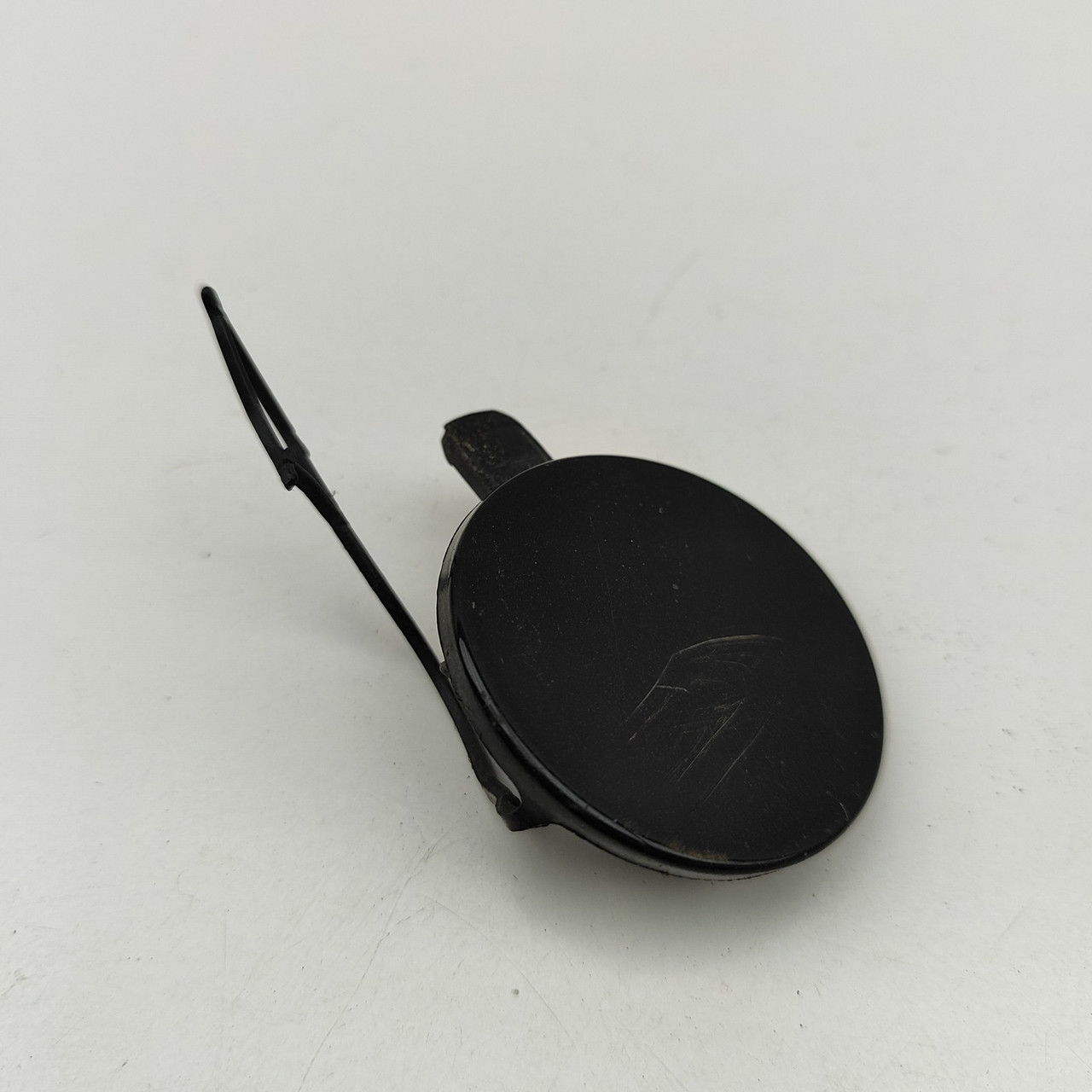 Заглушка гака буксирувального бампера Volkswagen Golf VII 13 -17 (FPS). 5G0807241, фото 1