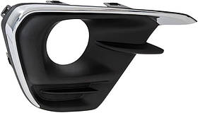 Решітка бампера ліва Chevrolet Spark 15- (M400) , чорна з хром молдингом (Тайвань). 95286424