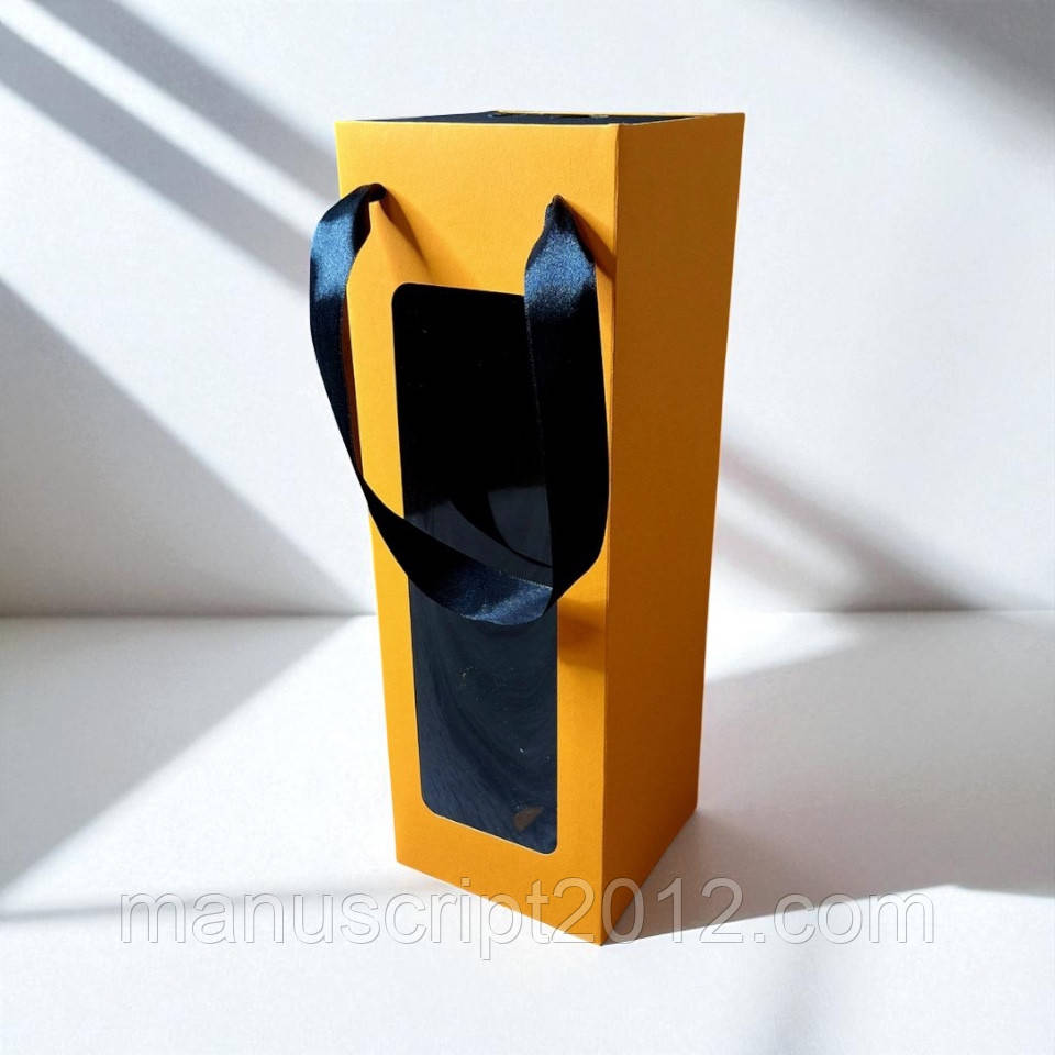 Коробка подарункова з пакетом для пляшки (350х110х110мм.) помаранчево-чорна