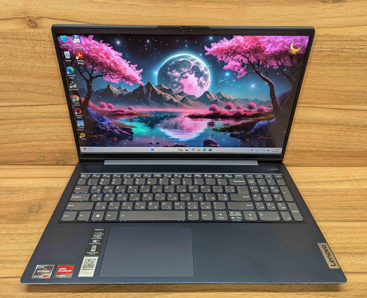Б/в Ноутбук Lenovo IdeaPad 5 15ALC05 15.6" 1920x1080| Ryzen 7 5700U| 16 GB RAM| 512 GB SSD| Radeon 512SP