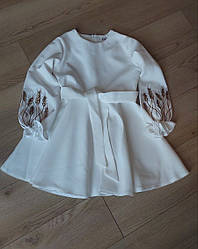 Вишита сукня для дівчаток білого кольору із вишитими колосками розміри 116-128