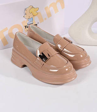 Туфлі лофери жіночі бежеві Т1929