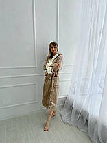 Жіночий бежевий домашній махровий довгий халат із поясом, фото 3
