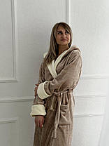Жіночий бежевий домашній махровий довгий халат із поясом, фото 4