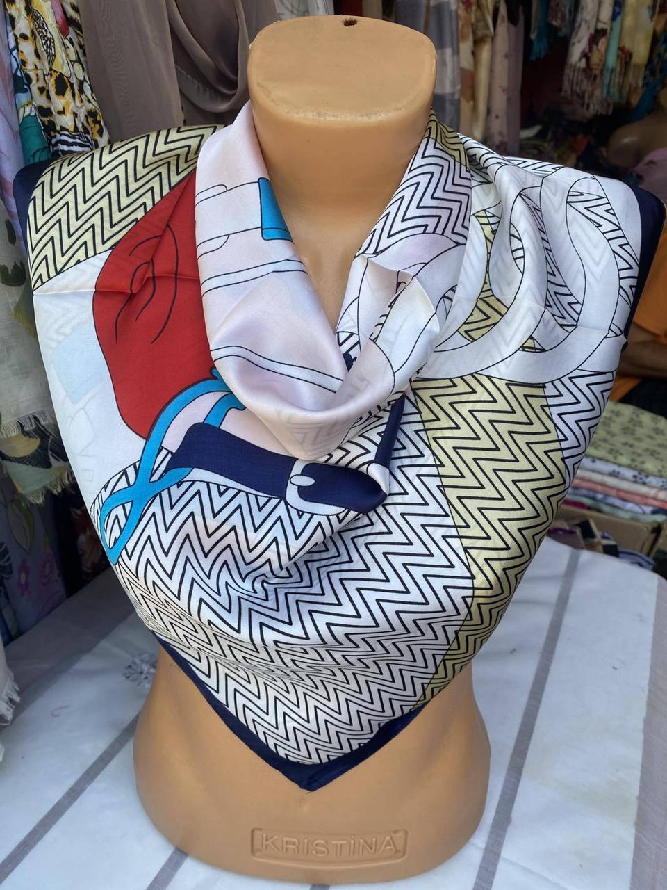 Жіноча яскрава хустка із шовку розмір 70/70 см 5 шт. мікс, фото 1