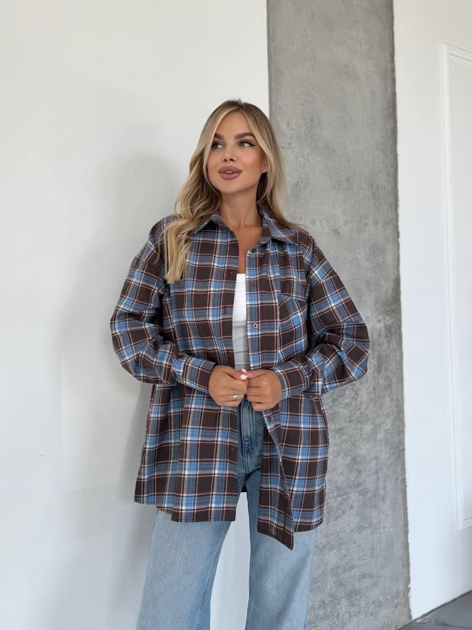 Жіноча вільна сорочка з фланелі коричнева з блакитним карта, фото 1