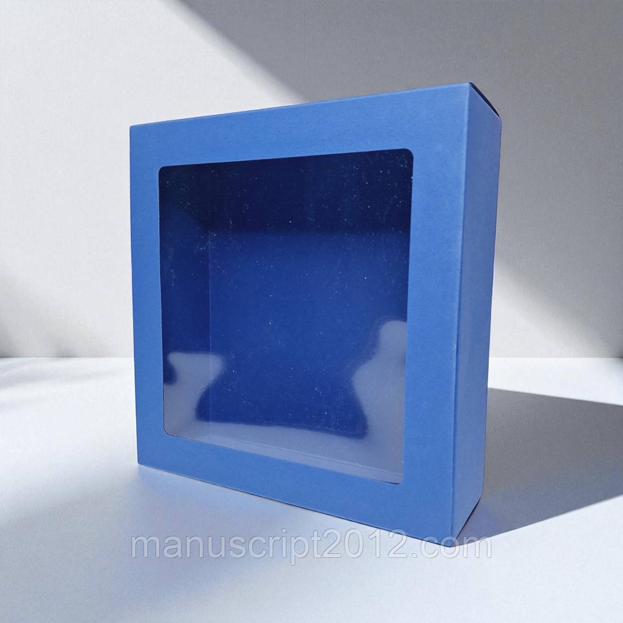 Коробка подарункова з вікном (200х200х65мм.) синя