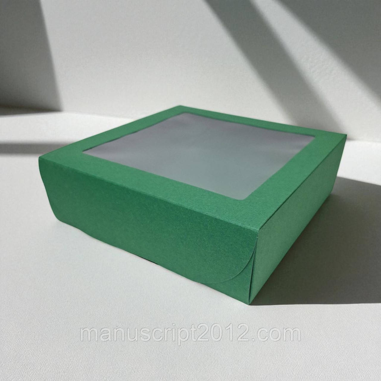 Коробка подарункова з вікном (200х200х65мм.) зелена