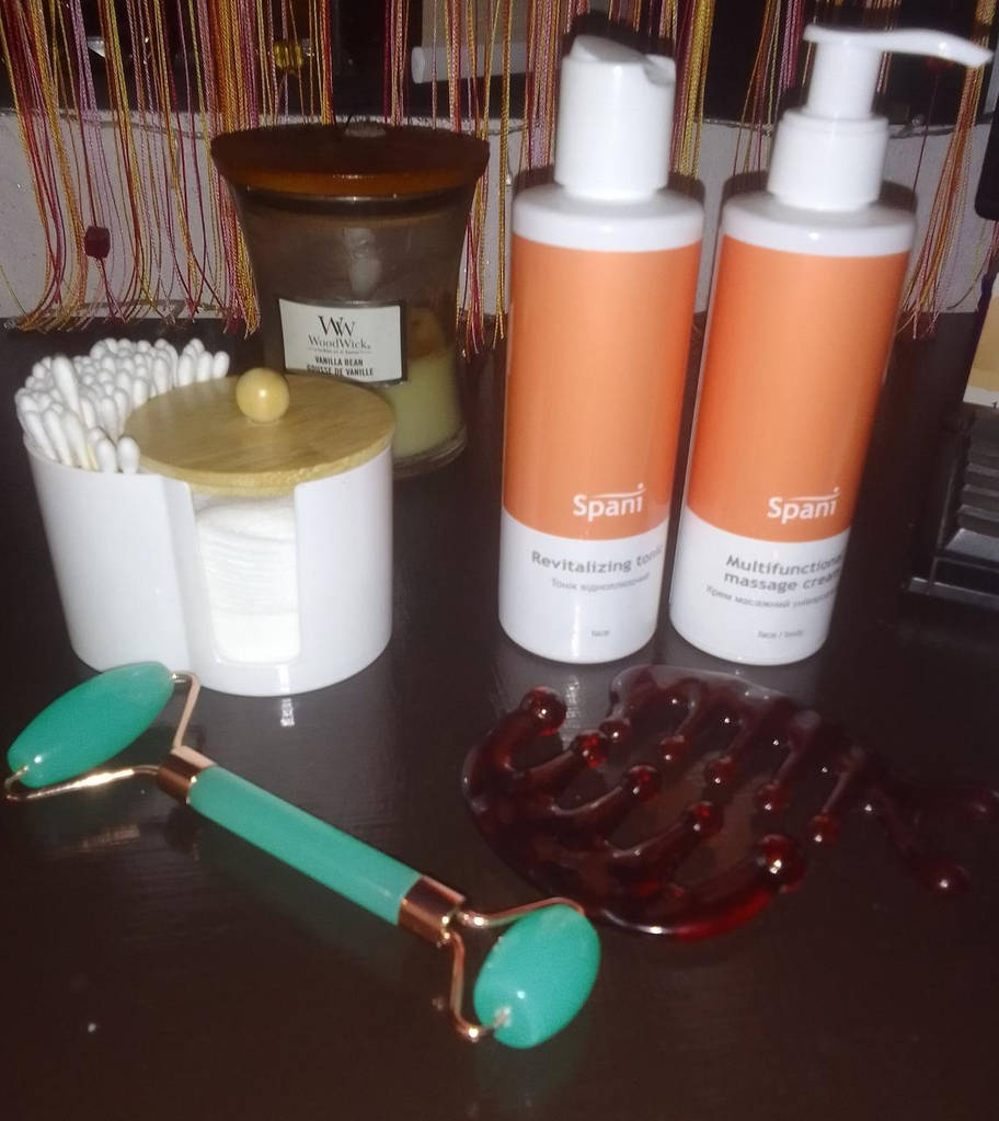 Масажний крем універсальний з рослинними екстрактами і композицією олій Spani 200 мл - фото покупців 1