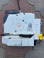 Замок дверей передній правій 4K1837016J VAG