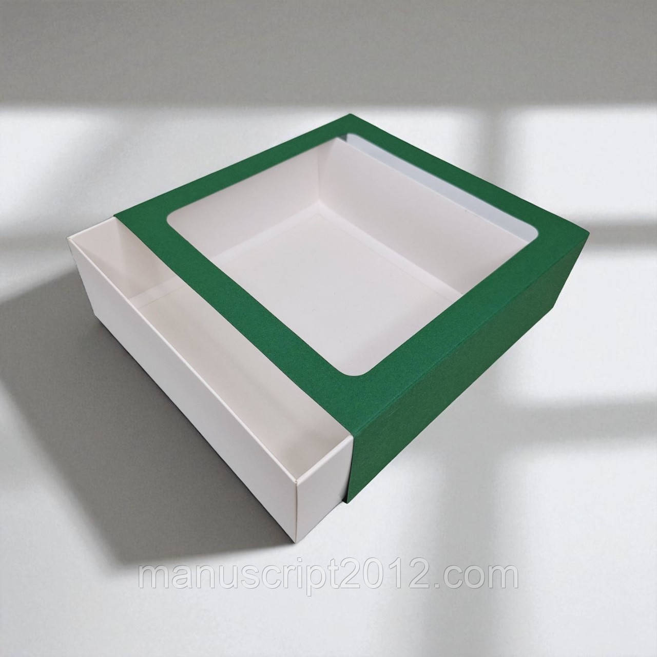 Коробка-пенал з вікном (200х200х65мм.) зелено-біла